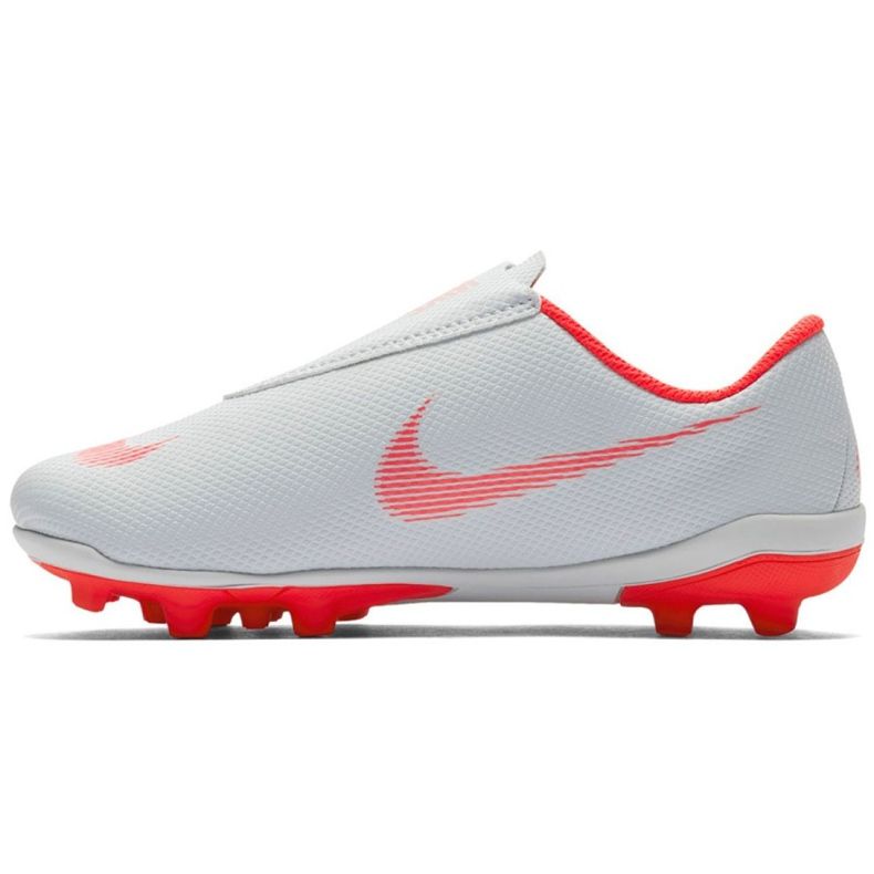 Nike Mercurial Vapor 12 Club Ps V Mg Jr AH7351-060 jalkapallokengät monivärinen valkoinen 1