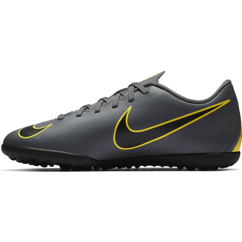Nike Mercurial Vapor X 12 Club Tf Jr AH7355-070 jalkapallokengät musta harmaa 1