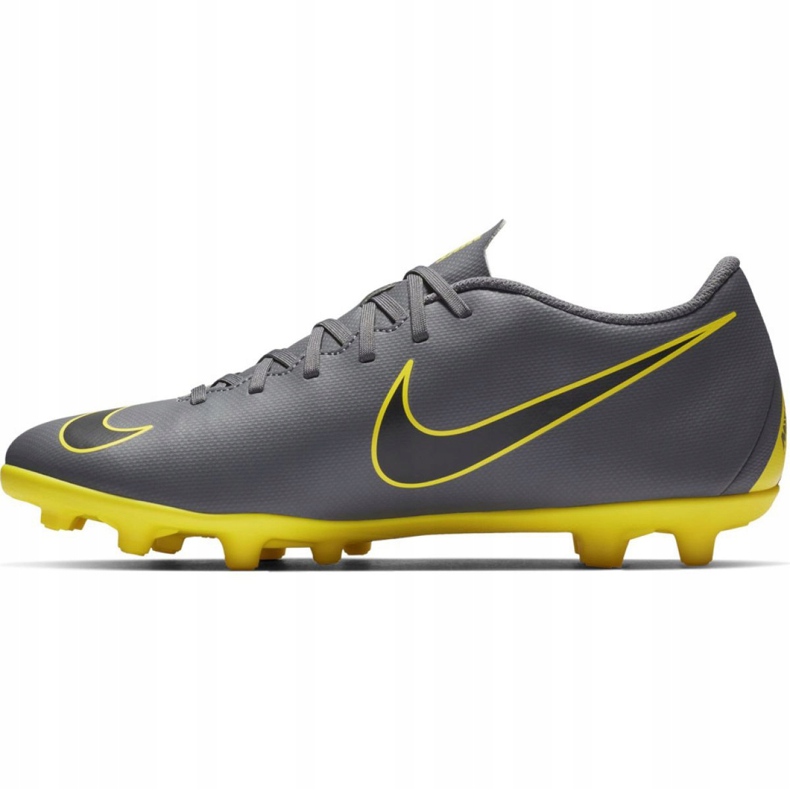 Nike Mercurial Vapor 12 Club Mg M AH7378-070 jalkapallokengät musta musta 1
