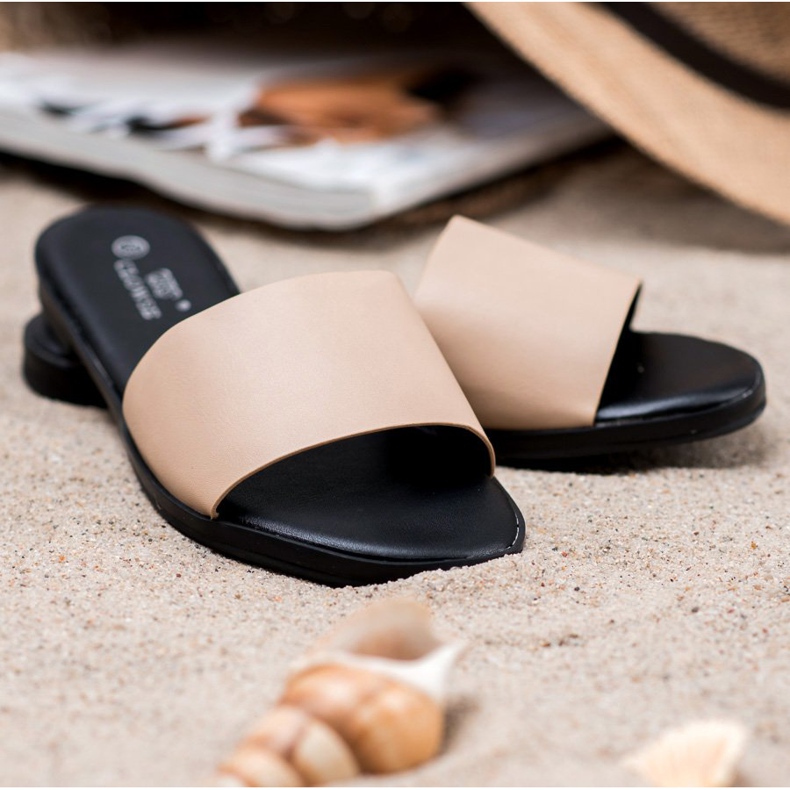 Clowse Klassiset beige -tossut 1