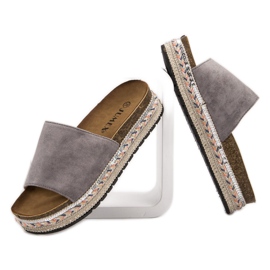 Jumex Koristellut tossut alustalla harmaa 1