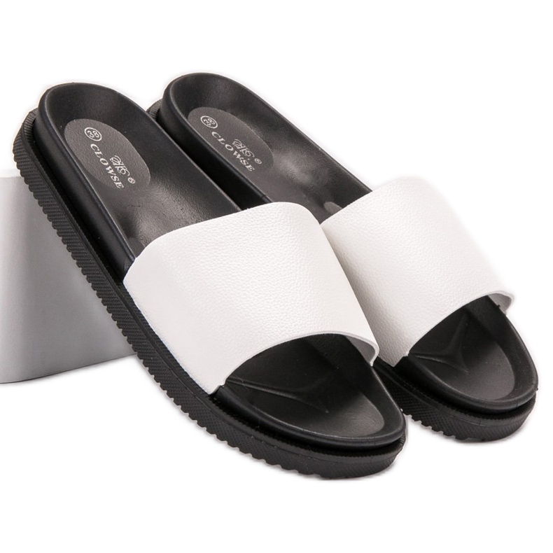 Clowse Naisten valkoiset tossut valkoinen 1