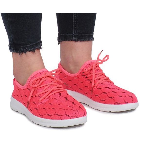 Vaaleanpunainen Urheilu Marthe 2