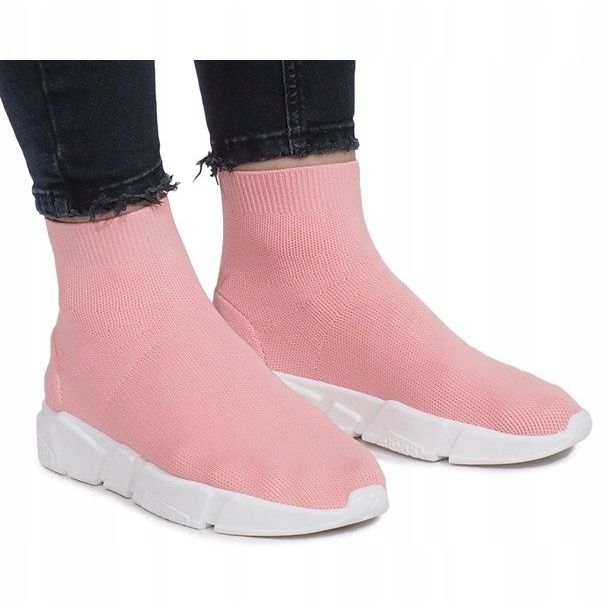 Vaaleanpunainen urheilu Rita 1