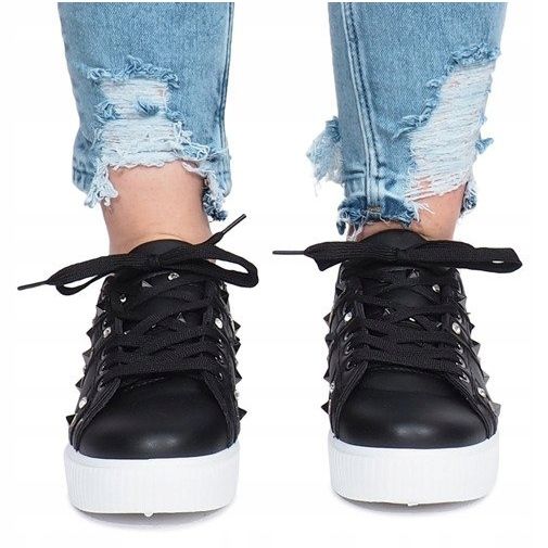 Mustat lenkkarit Montpellier nastat 1