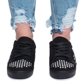 Angers -tähtien mustat lenkkarit 1