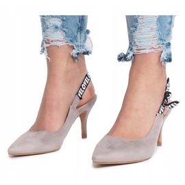 Harmaat korkokengät Sandaalit / Love Paris 1