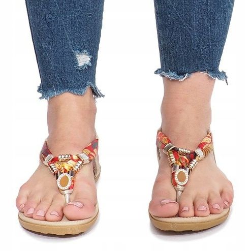 Kultaiset litteät sandaalit, joissa on kilohailin timantteja kultainen 1