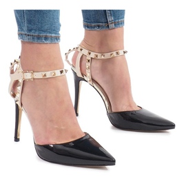 Mustat lakatut korot Behati -nastoilla monivärinen keltainen 2