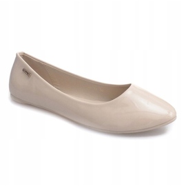 Lakatut ballerinat 11037 Beige 1