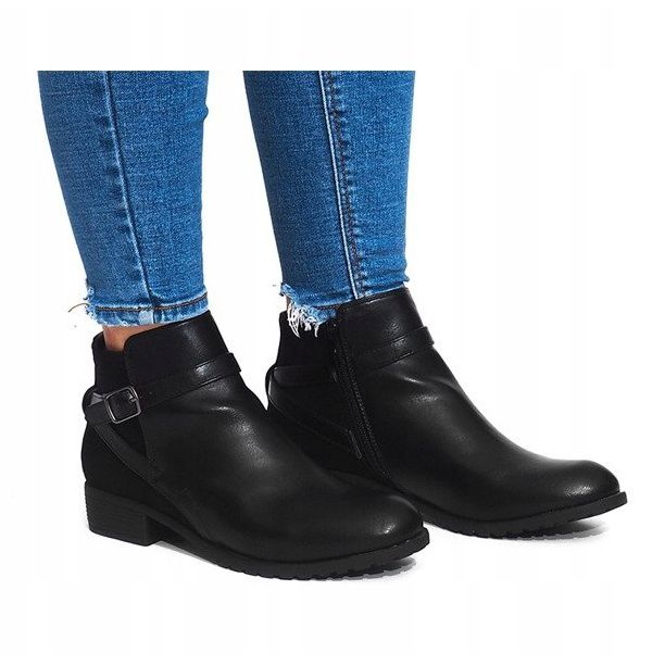 Sisustettu mustilla LM-201 saappailla musta 1