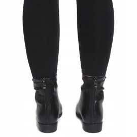 Moottorisaappaat, joissa nastat LL98 musta 1