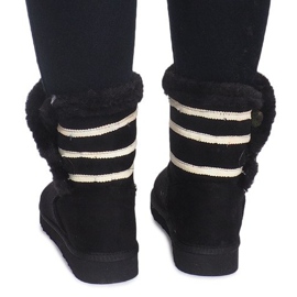 Musta Eskimos 89-67 Musta 1