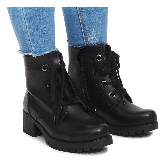 Trappers Glany HQ891 Musta 2