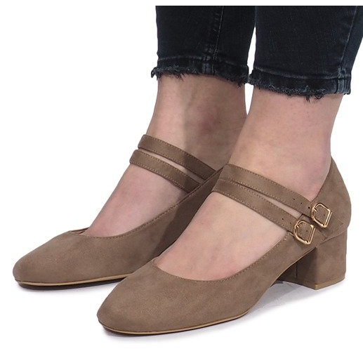 Beige pumput Tamara -pylväässä 1