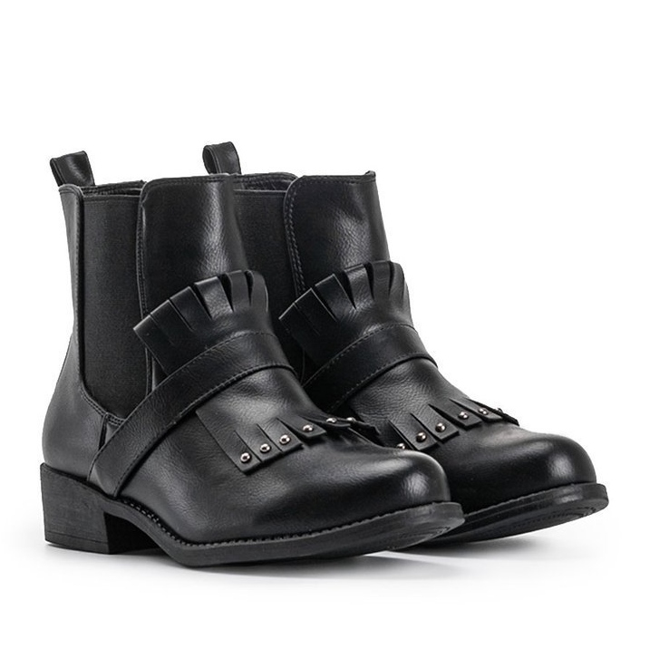 Mustat korkokengät 1812 2