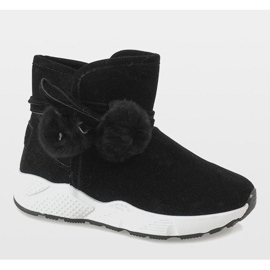 Mustat saappaat GF-ZM93-urheilupohjassa 1