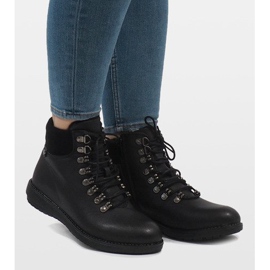 Mustat nauhoitetut eristetyt saappaat 3971 2