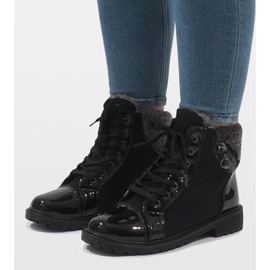 Mustat eristetyt saappaat TL56-1 1