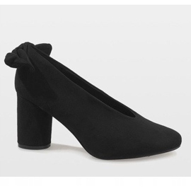 Mustat mokkanahkat LL-93P Schwarz -pylväässä 2