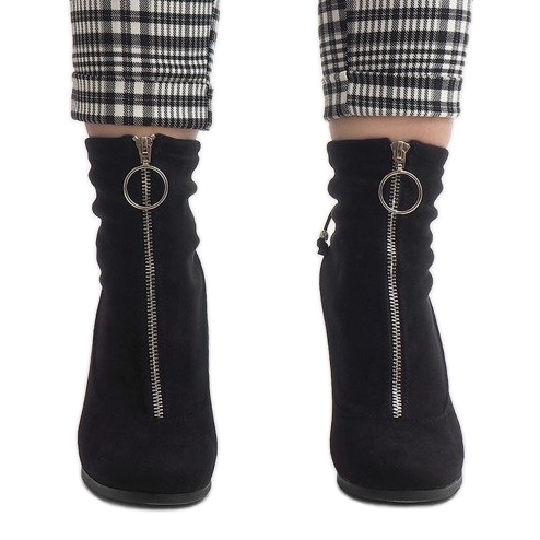 Mustat mokkanahkaiset nilkkurit C-7179-pylväässä 2