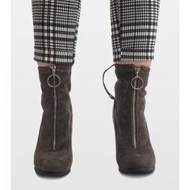 Vihreät mokkanahkaiset nilkkurit C-7179-pylväässä 1