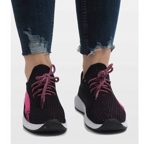 Mustat urheilukengät 6751-Y 2