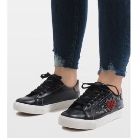 Mustat lenkkarit sydän G-115 1