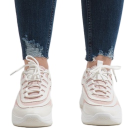 Valkoiset muodikkaat urheilukengät BO-15 valkoinen 1