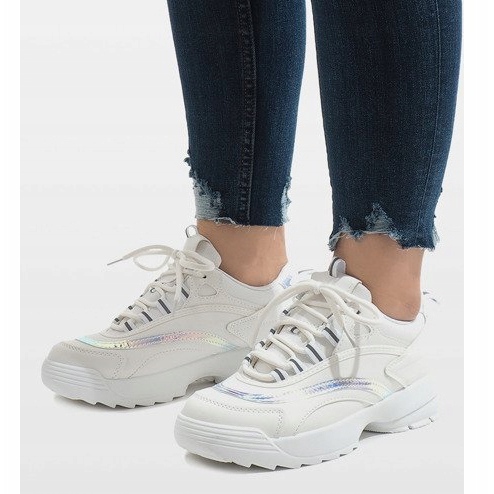 Valkoiset muodikkaat urheilukengät BO-62 valkoinen 1