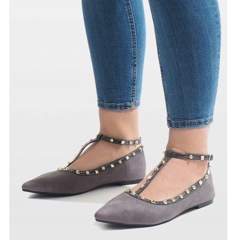 Harmaat ballerinat 127-13 1