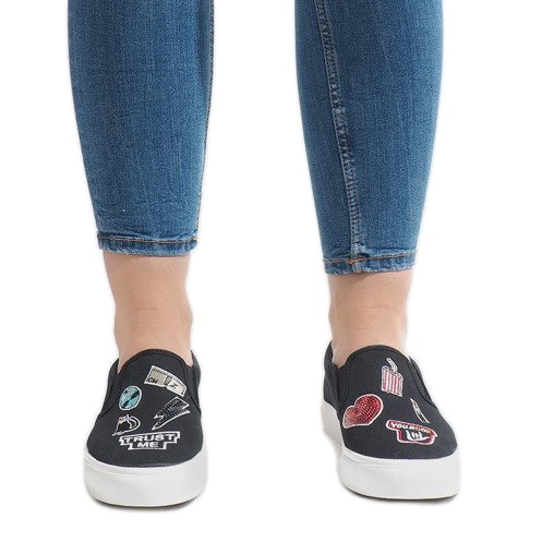 Mustat NB102P-lenkkarit 1