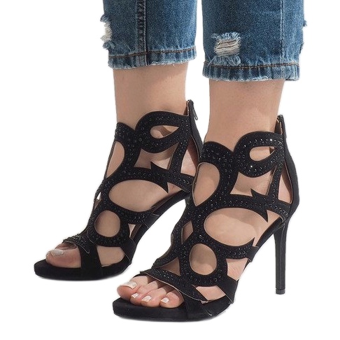 Mustat avokengät korkokengissä HF1436-20 1