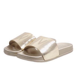 Love 812A kultaiset tossut kultainen 1