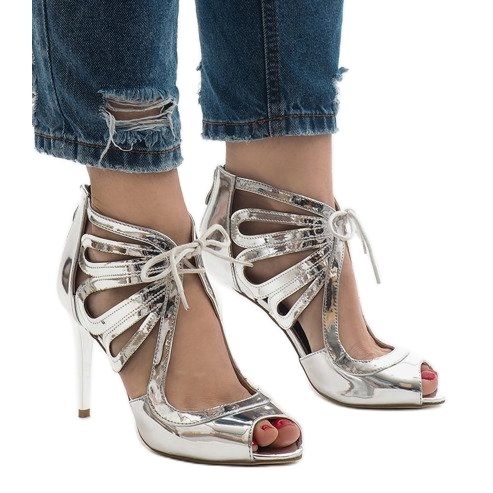 Hopeanväriset kiiltonahkakengät C-003 harmaa 1