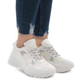 Valkoiset urheilukengät BY-080 valkoinen 1