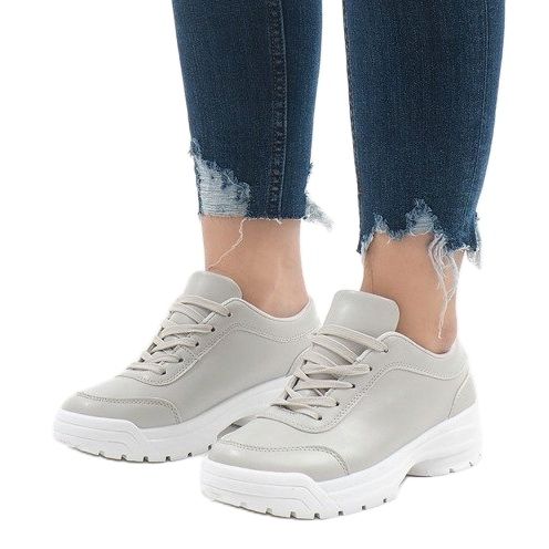 Harmaat urheilukengät 6255 1