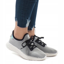 Mustat PP-45-urheilukengät 2