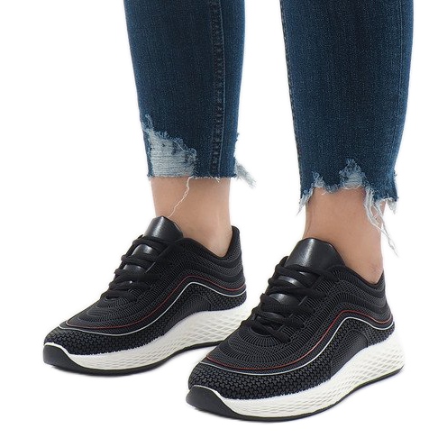 Mustat G-205-urheilukengät 1