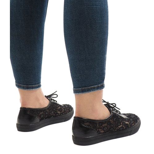 HC235 mustat pitsi -lenkkarit 1