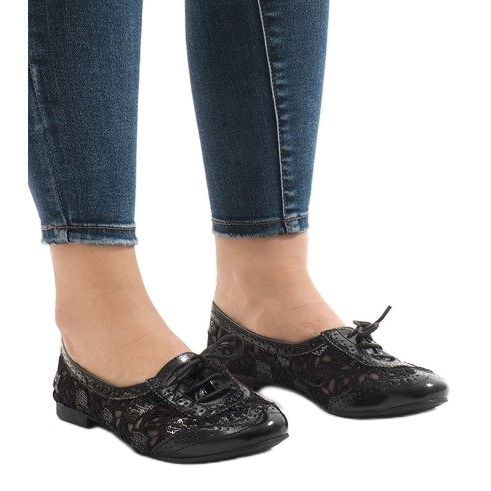 HC236 mustat pitsi -lenkkarit 1