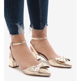 Kultaiset kantapääsandaalit 1702-2 kultainen 1