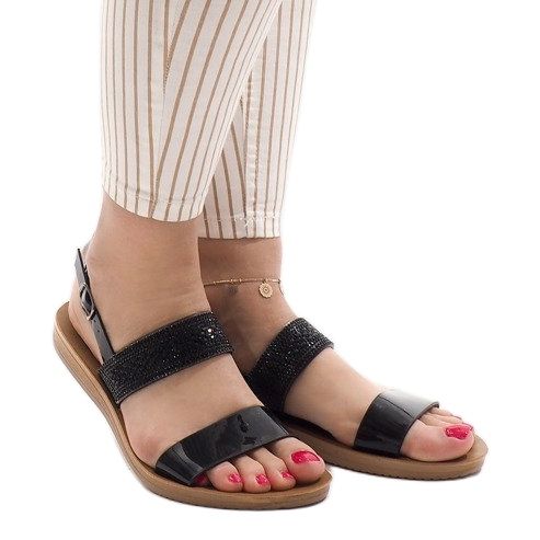 Mustat sandaalit paljeteilla G-515-01 1