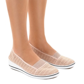 Vaaleanpunaiset lenkkarit, joissa pitsiä kiilassa ZH-4 vaaleanpunainen 1