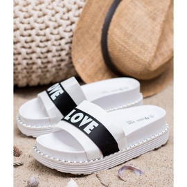 Queen Vivi Rakasta mokkanahkoja valkoinen 1