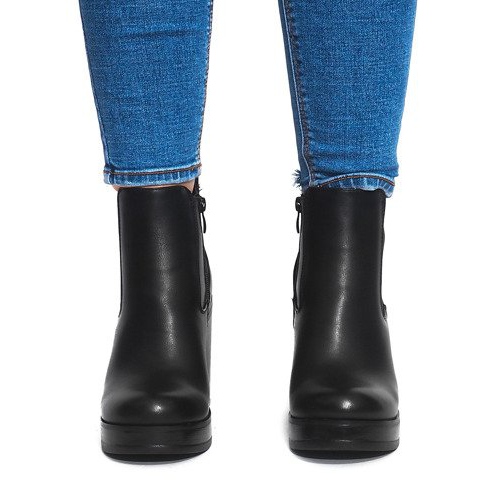 Saappaat kantapäällä, jossa joustava X9098 musta 1