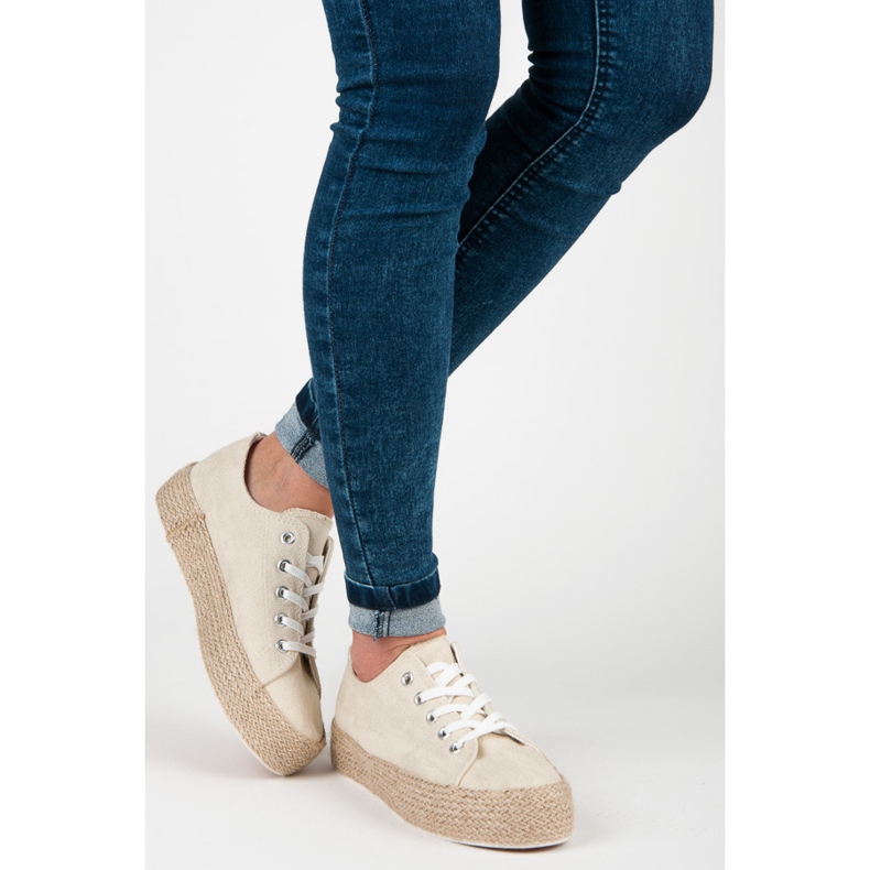 Beige espadrillit sidonnassa 2