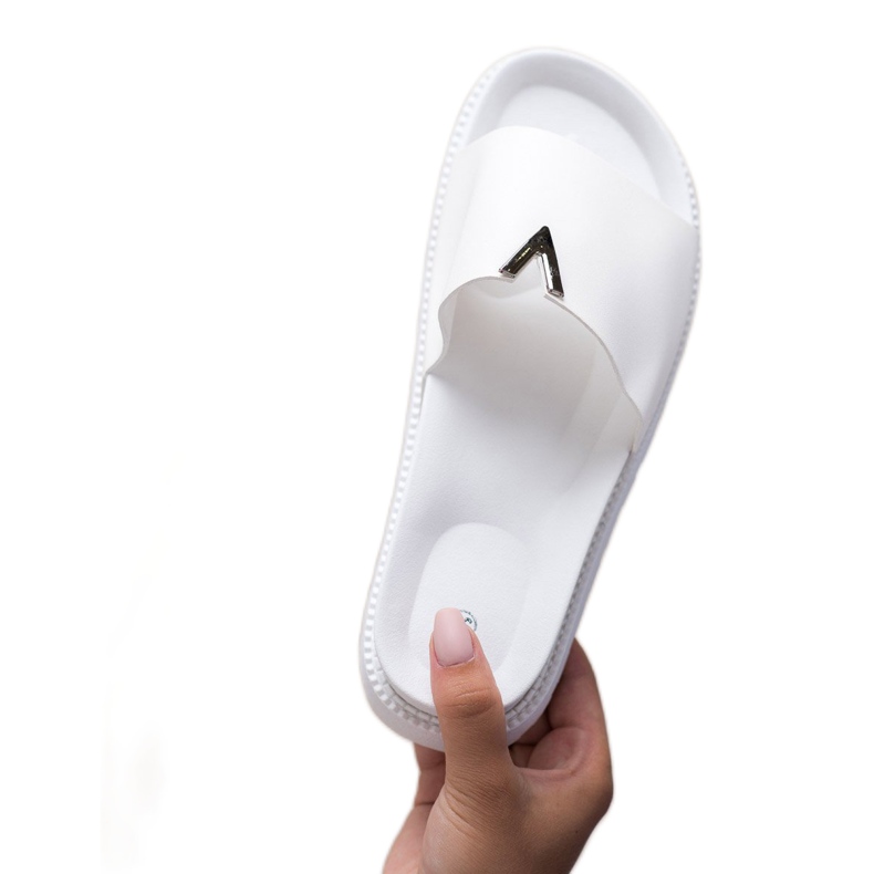 SHELOVET Tossut alustalla valkoinen 2