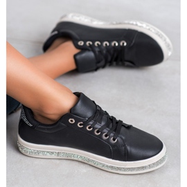 SDS Urheilukengät, joissa on kuutiometriä musta 1