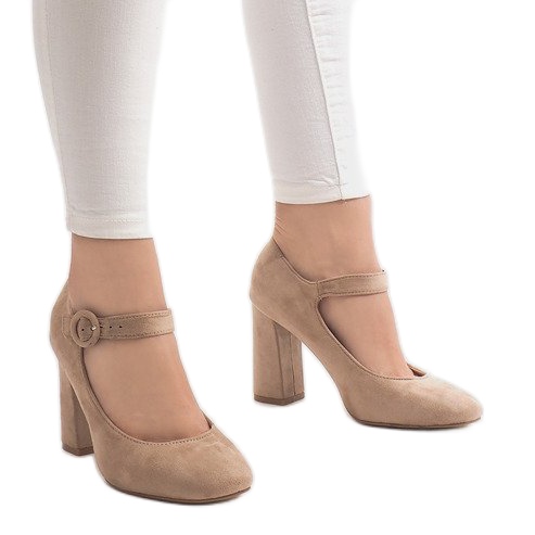 Beigepumput M083 -pylväässä 1